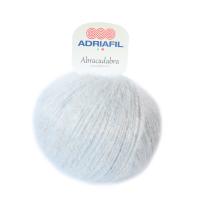 ABRACADABRA
45% Acryl, 19% Wolle, 14% Polyamid, 9% Metalisiert, 50g ca.175m, N 4.5, 10cm=21M/28R
